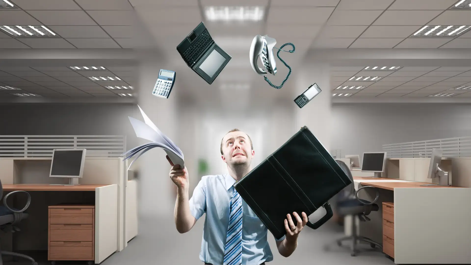 In-House IT vs MSP Blog Post Feature Image WEBP